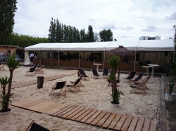 beach-berlin-public-viewing-10